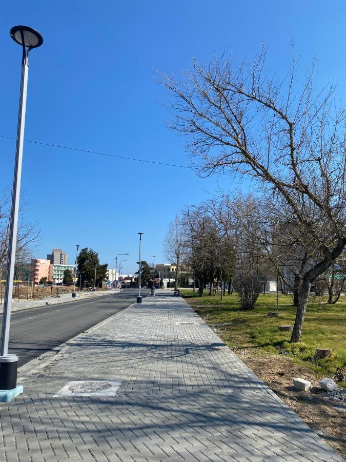 Kallatia Studio Saturn Mangalia Bagian luar foto