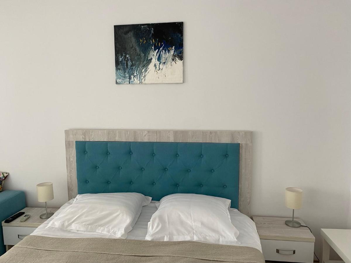 Kallatia Studio Saturn Mangalia Bagian luar foto